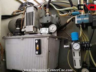 فرز سی ان سی سه محور deckel maho dmc 100v ساخت آلمان